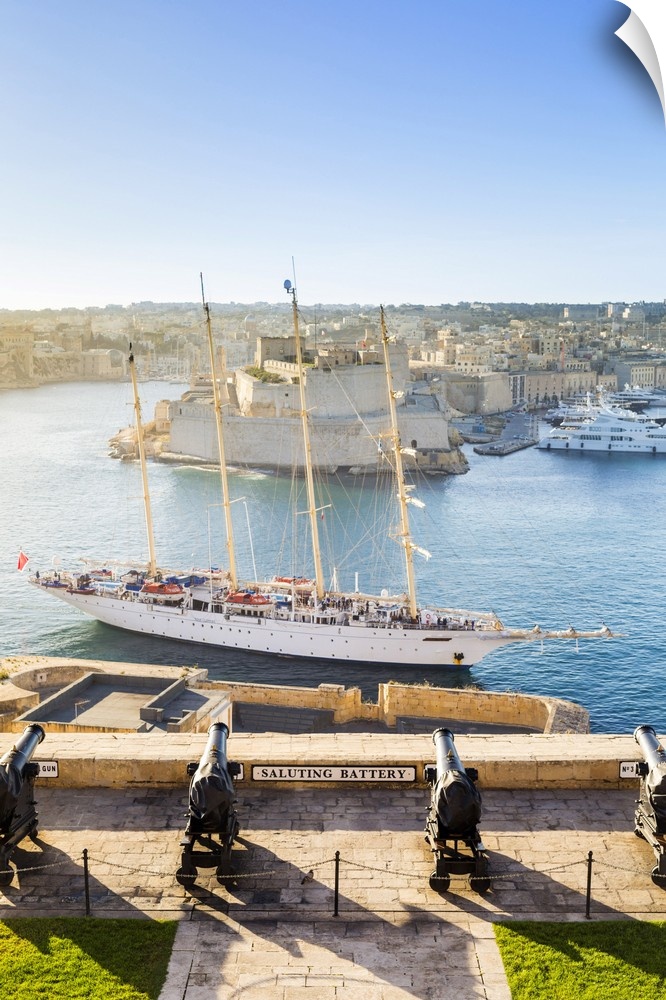 Malta, South Eastern Region, Valletta. The view across Grand Harbour to Fort St Angelo from the Saluting Battery at Upper ...