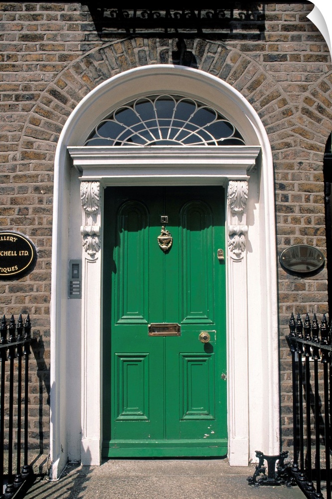 Green door, Merrion Square, Dublin, Ireland
