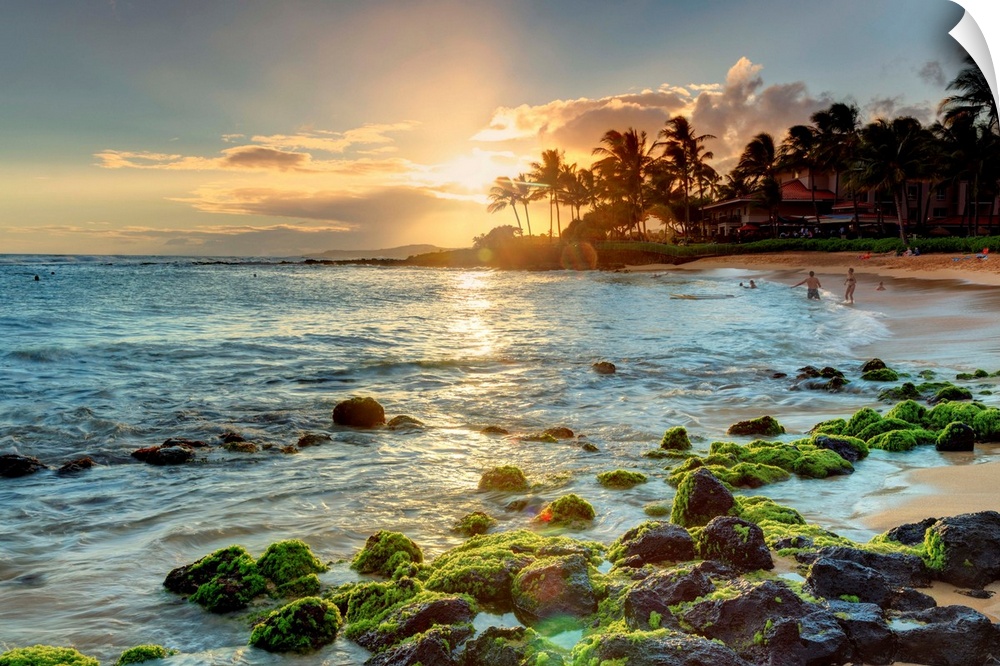 USA, Hawaii, Kauai, The Luxurious resort area of Poipu Beach