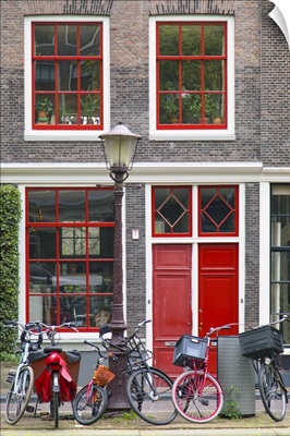 House and bicycles on Bloemgracht canal, Amsterdam, Netherlands