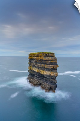 Ireland, Co. Mayo, Ballycastle, Downpatrick Head, Dun Briste Sea Stack
