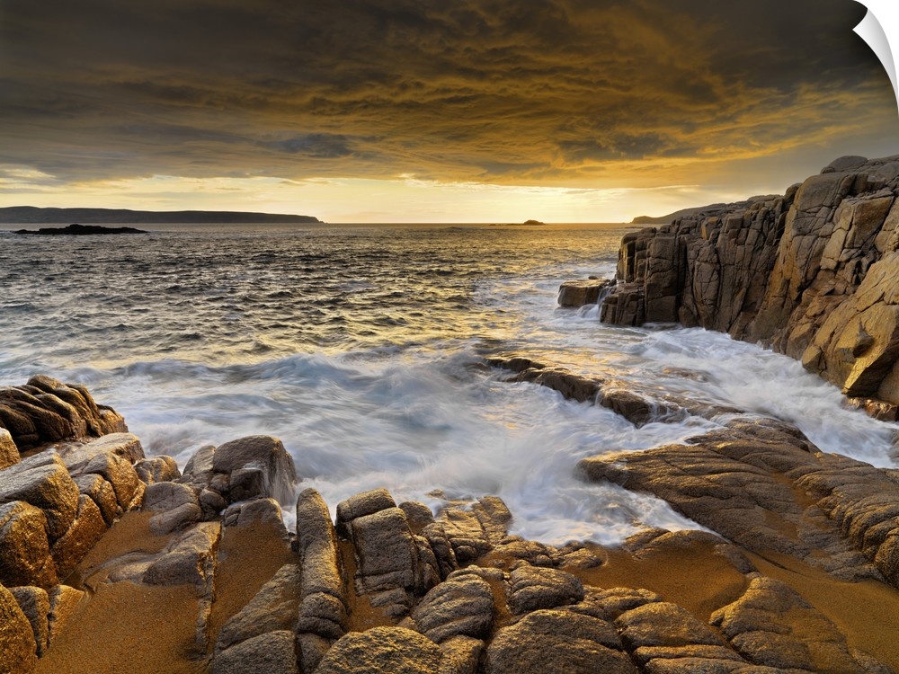 Ireland, County Donegal, Cruit island at sunset.