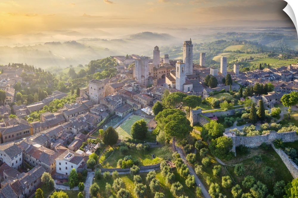 Italy, Tuscany, Siena, San Gimignano (Unesco world heritage site). Tuscany, Western Europe, San Gimignano, Italy.