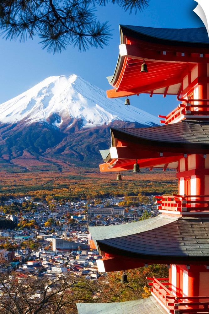 Japan, Central Honshu (Chubu), Fuji-Hakone-Izu National Park, Mount Fuji capped in snow and the upper levels of a temple
