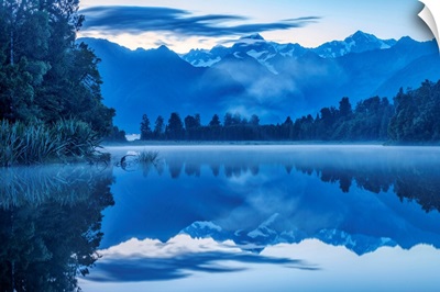 Lake Matheson, Near The Fox Glacier, South Island, New Zealand