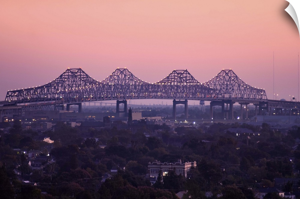 Louisiana, New Orleans, The Crescent City Connection, Twin Cantilever Bridges, Crosses The Mississippi River Between New O...