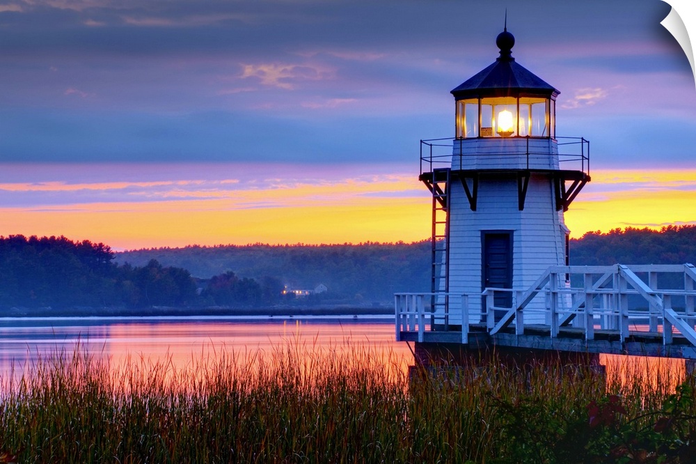 USA. Maine. Doubling Point Light.