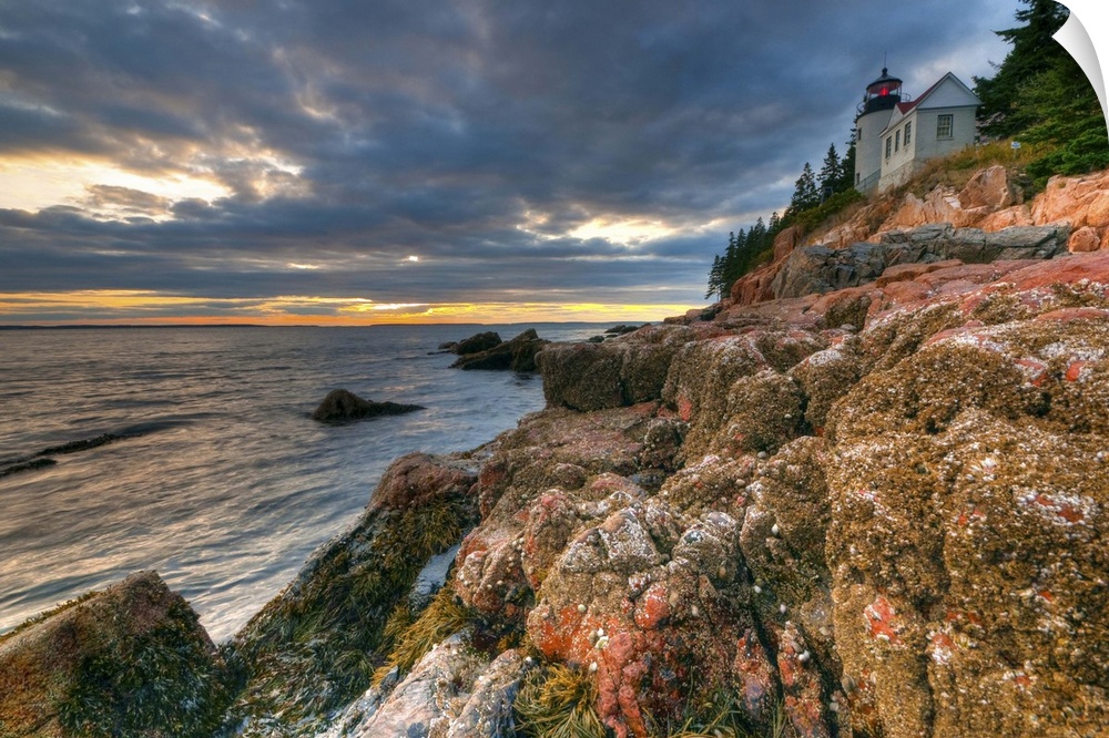 USA, Maine, Mount Desert Island, Bas Harbor, Bas Harbor Lighthouse