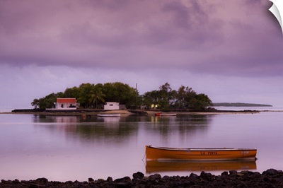 Mauritius, Southern Mauritius, Mahebourg, Ile Mouchoir Rouge Island, dusk