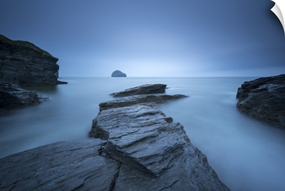 Moody overcast conditions at Trebarwith Strand in North Cornwall, England