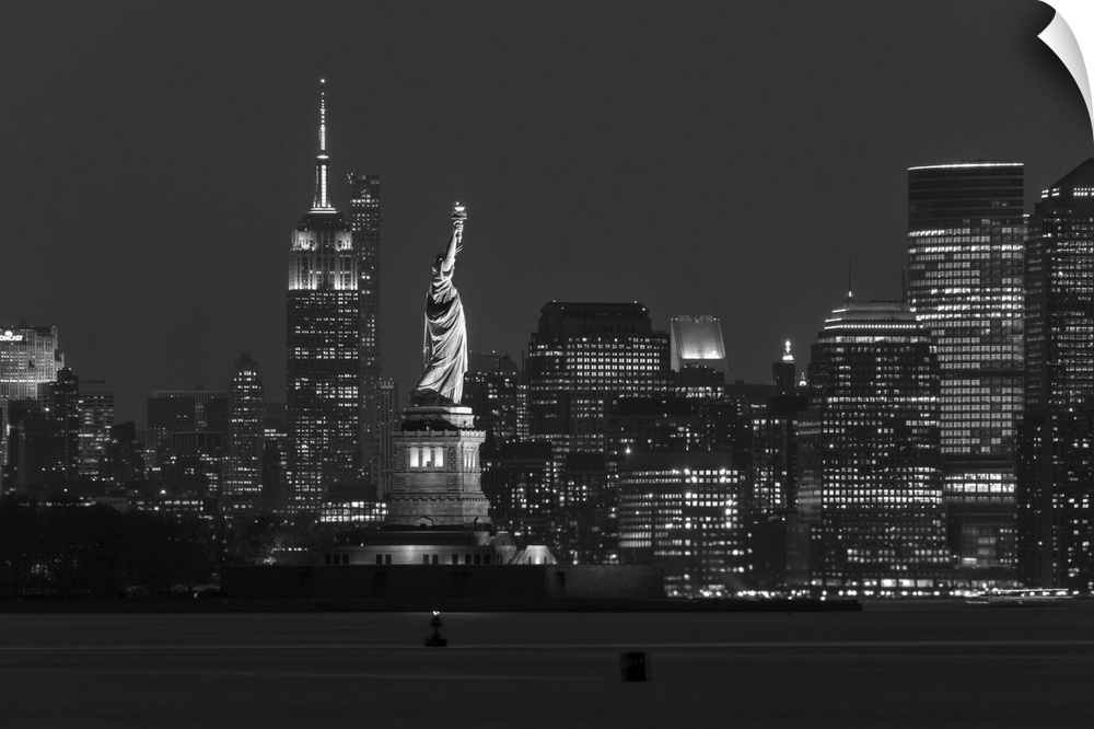 USA, New York, Manhattan, Skyline with Statue of Liberty.