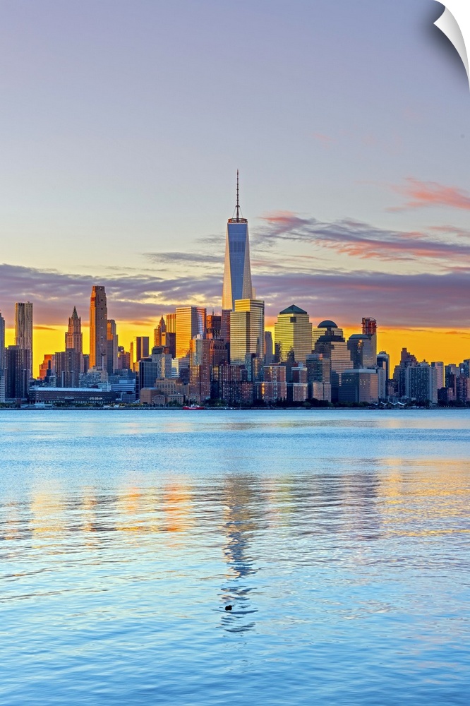 USA, New York, Manhattan, Lower Manhattan and World Trade Center, Freedom Tower across Hudson River.