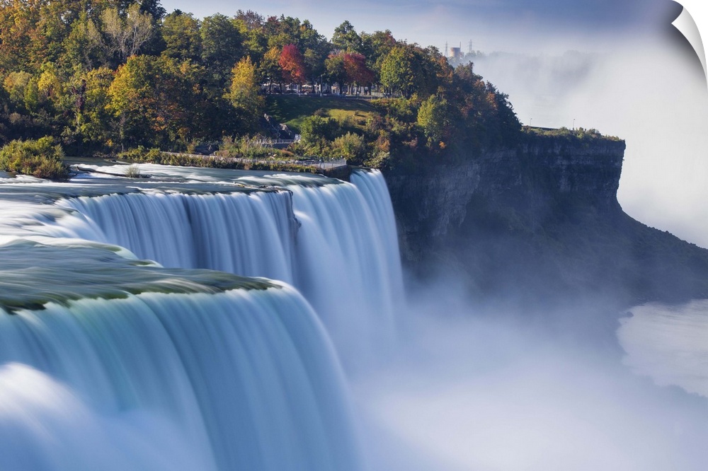 Canada and USA, Ontario and New York State, Niagara, Niagara Falls, The American and Canadian Falls