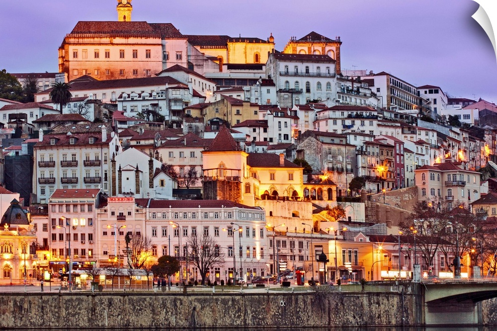 Europe, Portugal, Centro, Baixo Mondego, Coimbra, twilight view of the medieval city centre, the UNESCO World Heritage lis...