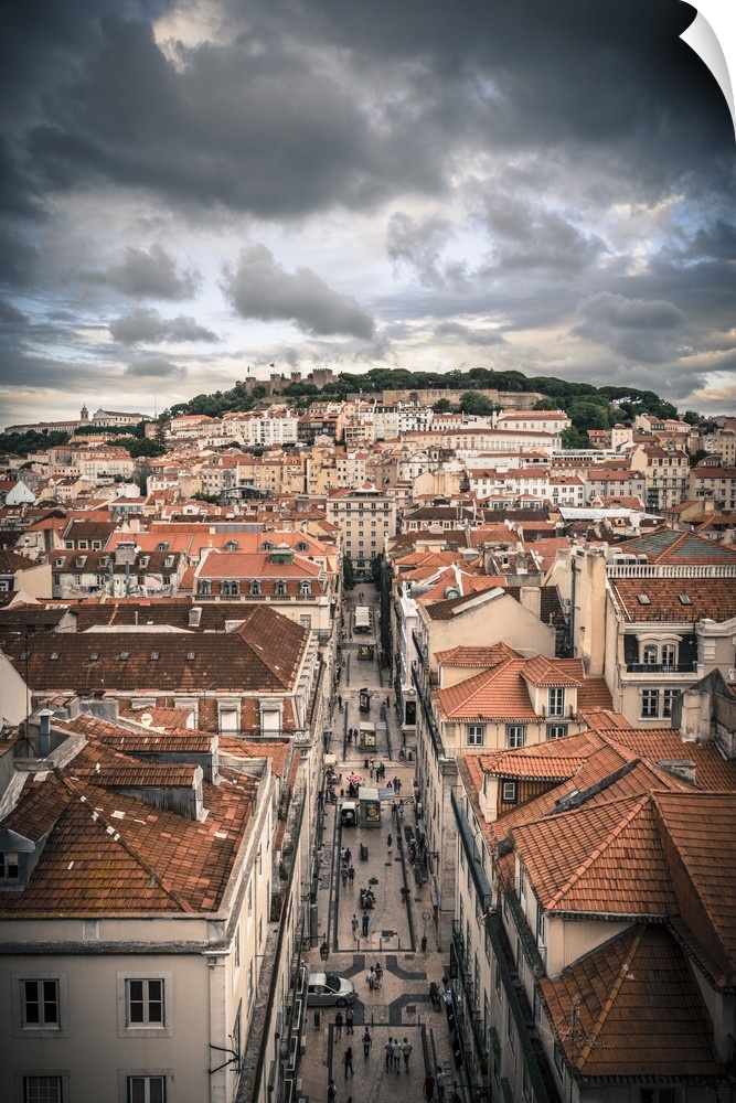 Portugal, Lisbon, rooftop view of Baixa District with Sao Jorge Castle and Alfama District beyond