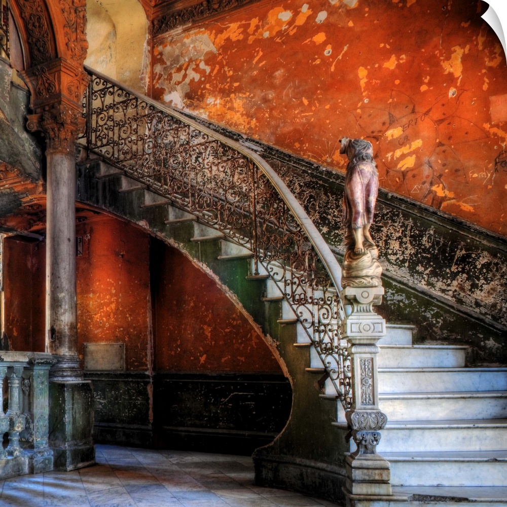 Staircase in the old building/ entrance to La Guarida restaurant, Havana, Cuba, Caribbean