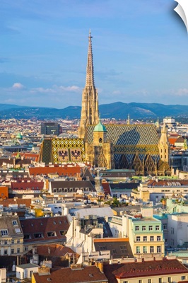 Stephansdom cathedral and city skyline, Vienna, Austria