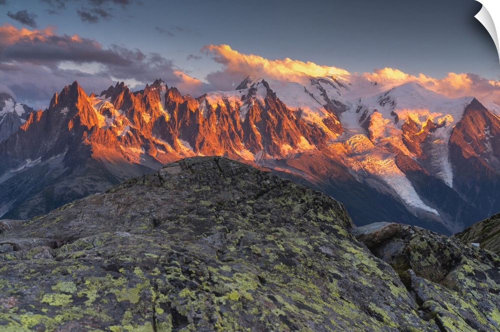 Sunset with a view, Chamonix Valley, Chamonix Mont Blanc, Haute-Savoie, France. Rhone-Alpes, Western Europe, France.
