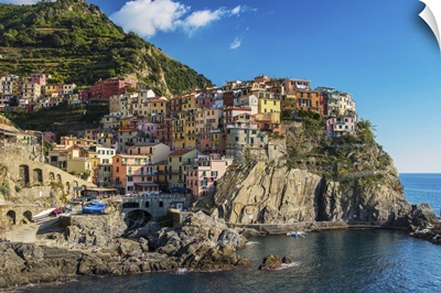 The colorful village of Manarola, Cinque Terre, Liguria, Italy