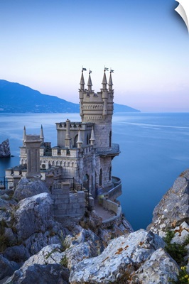 Ukraine, Crimea, Yalta, Gaspra, The Swallow's Nest castle perched on Aurora Clff