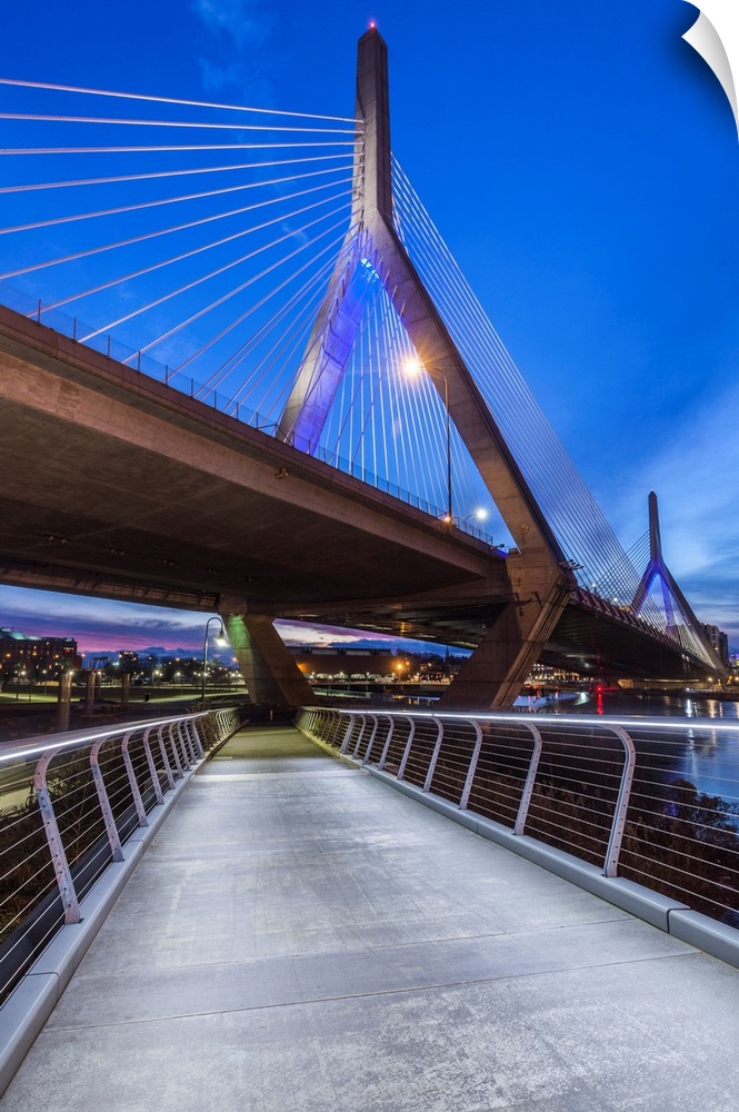 USA, New England, Massachusetts, Boston, Leonard P. Zakim Bridge, dawn.