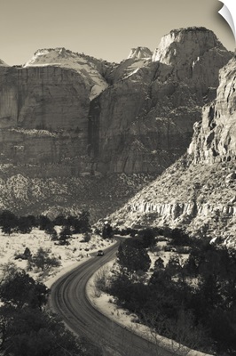Utah, Virgin, traffic on the Zion-Mt. Carmel Highway, winter