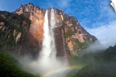 Venezuela, Guayana, Canaima National Park, View of Angel Falls from Mirador Laime