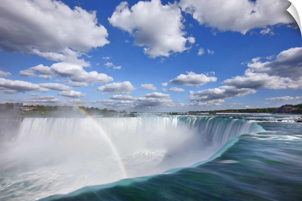 Waterfall Niagara Falls with rainbow. Canada, Ontario, Niagara, Niagara Falls. Great Lakes, Lake Ontario. Ontario, North A...