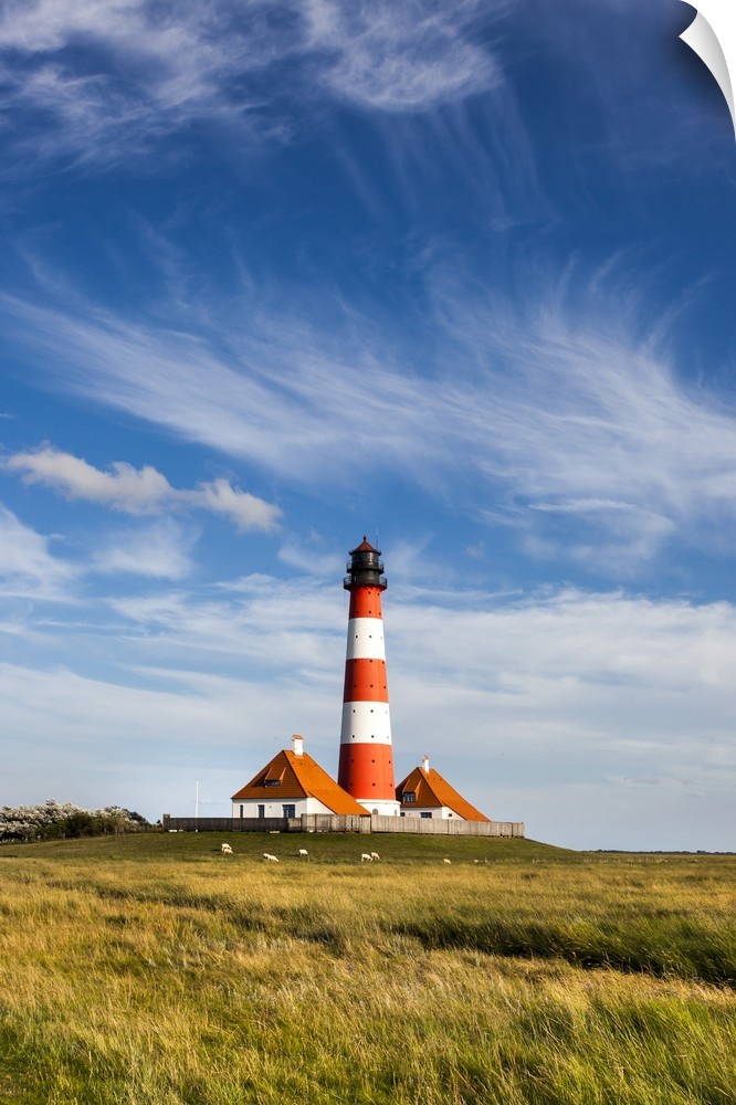 Westerhever lighthouse, Eiderstedt peninsula, Northern Frisia, Schleswig-Holstein, Germany