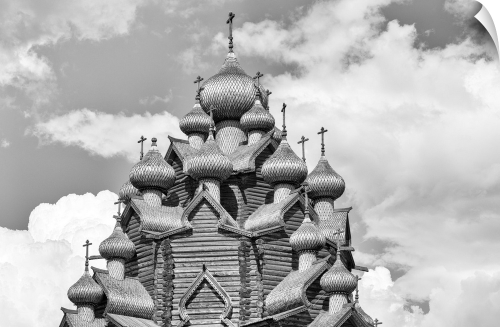 Wooden Church of Intercession (Pokrovskaya Church) with 25 domes, built in full accordance with the technologies of the 18...