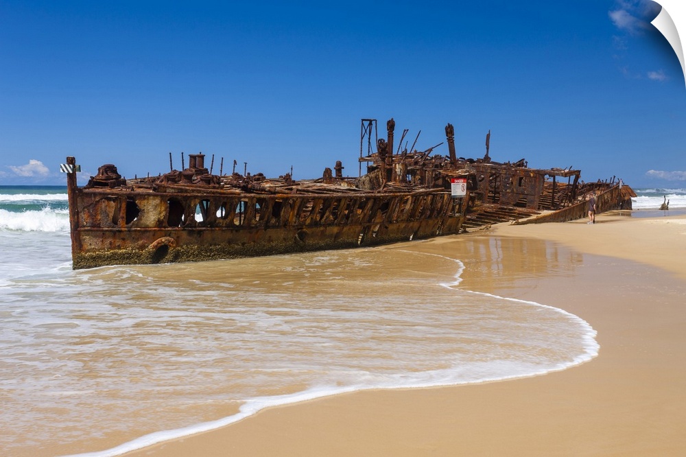 Wreck of the SS Maheno on 75 Mile Beach, Fraser Island. Fraser Island National Park, Queensland, Australia.