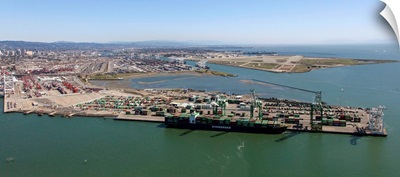 Port of Oakland, Oakland, San Francisco - Aerial Photograph