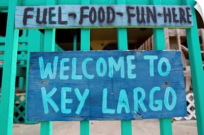 A colorful sign welcoming people to Key Largo
