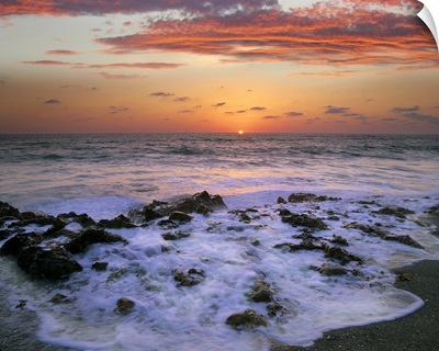 Coast at sunset, Blowing Rocks Beach, Jupiter Island, Florida