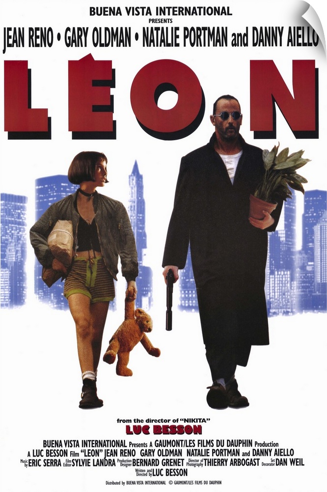 Leon (Reno) is an eccentric French hit man, working New York's mean streets, when his 12-year-old neighbor Mathilda (Portm...