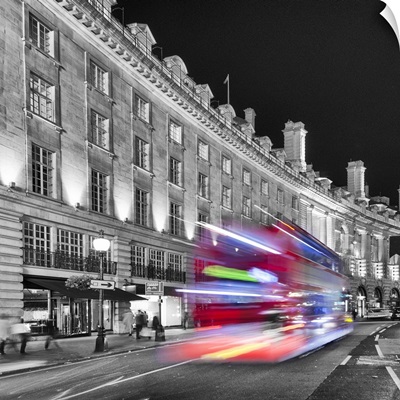 Piccadilly Circle Bus Blur