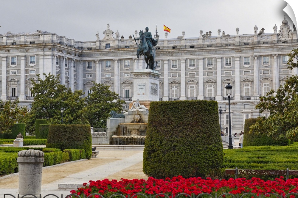 Park with the  Equestrian Statue of King Philip IV, Plaza de Oriente