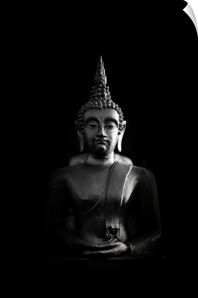 Buddha bust in black and white