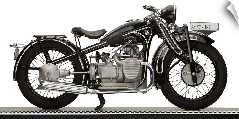 1934 BMW R11 730cc motorcycle.
