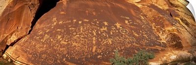 Ancient Petroglyphs at Newspaper Rock Utah