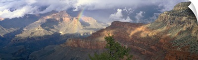 Arizona, Grand Canyon National Park, Rainbow and cloud over the mountain