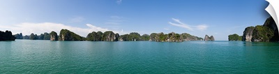 Bay with cliffs in the background, Halong Bay, Vietnam