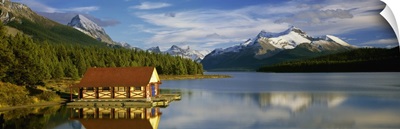Boathouse at the lakeside, Maligne Lake, Jasper National Park, Alberta, Canada