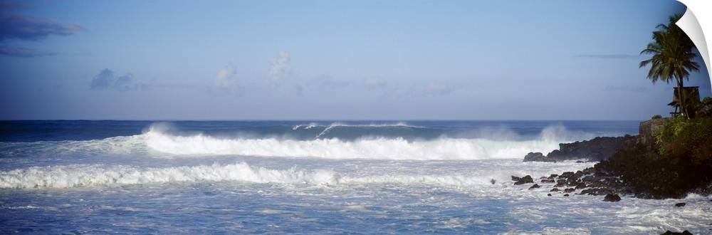 Breaking Waves Waimea Bay HI