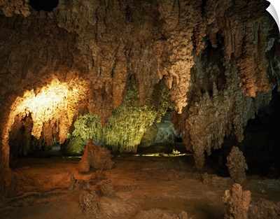 Calcite formations in cave interior, Carlsbad Caverns National Park, New Mexico