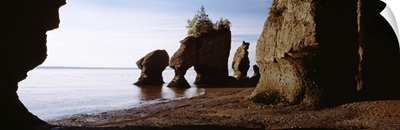 Canada, New Brunswick, Hopewell Cape, Flower Pot Rocks on the beach