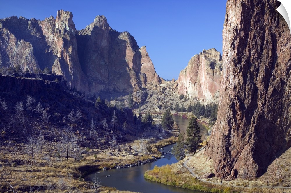 Crooked River winding below rock spires, Smith Rock State Park, Oregon