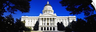 Facade of a government building, California State Capitol Building, Sacramento, California