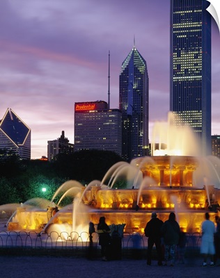 Fountain lit up night, Buckingham Fountain, Grant Park, Chicago, Illinois
