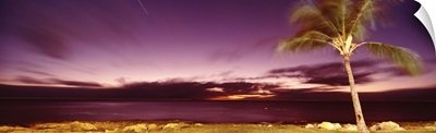 Hawaii, Oahu, Sea in the evening